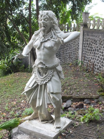 BALI - TIRTA GANGGA