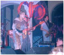 � 2001 Luc Pilmeyer