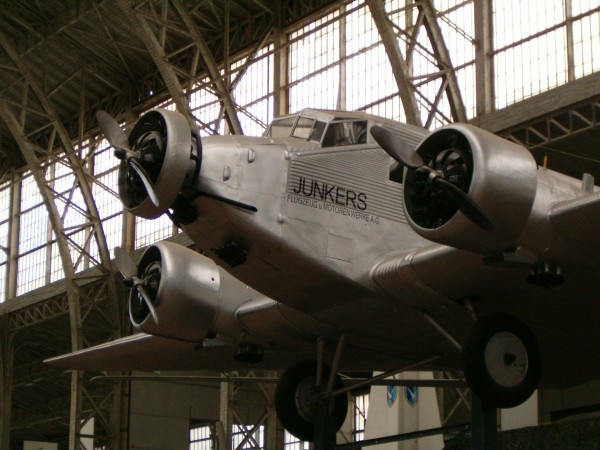 Junkers JU 52